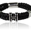 Herrenarmband aus geflochtener Lederkordel mit tollen Zierteilen