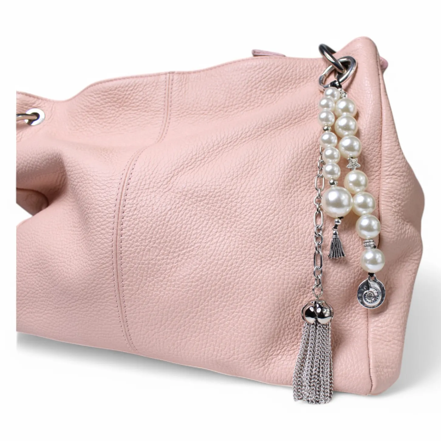 Taschenanhänger aus Imitationsperlen, Metallquaste und Muschelanhänger